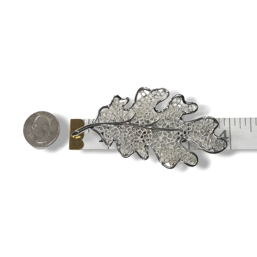 Sarah Coventry Oak Leaf Brooch Silver Tone Openwork Filigree Vintage Pin OS